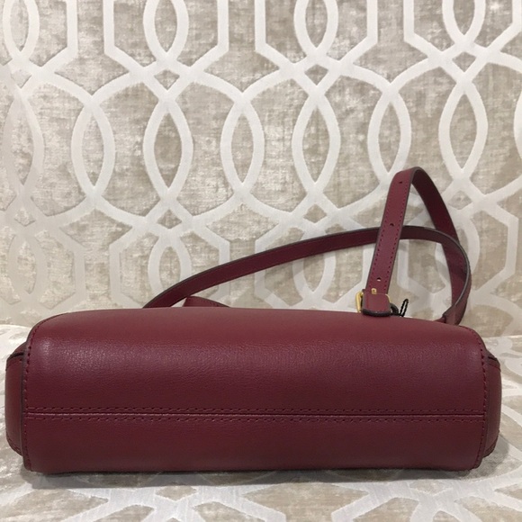 Marc Jacobs The Commuter Burgundy Crossbody Bag - Picture 15 of 16